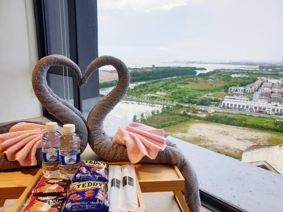 Seaview#Warmth#Netflix#Privatebathtub#Seasideluxurycondo#Imperioresidence Malacca Esterno foto